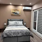 даная 3 Apartment